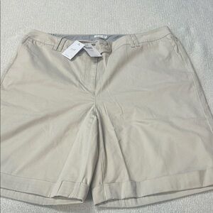 J. Jill Women's Cream Bermuda Shorts